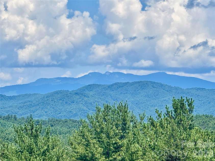 5504 Cedar Cove Way, Lenoir, NC 28645.  MLS# CAR4413803, YatesRealty ID 43632. 