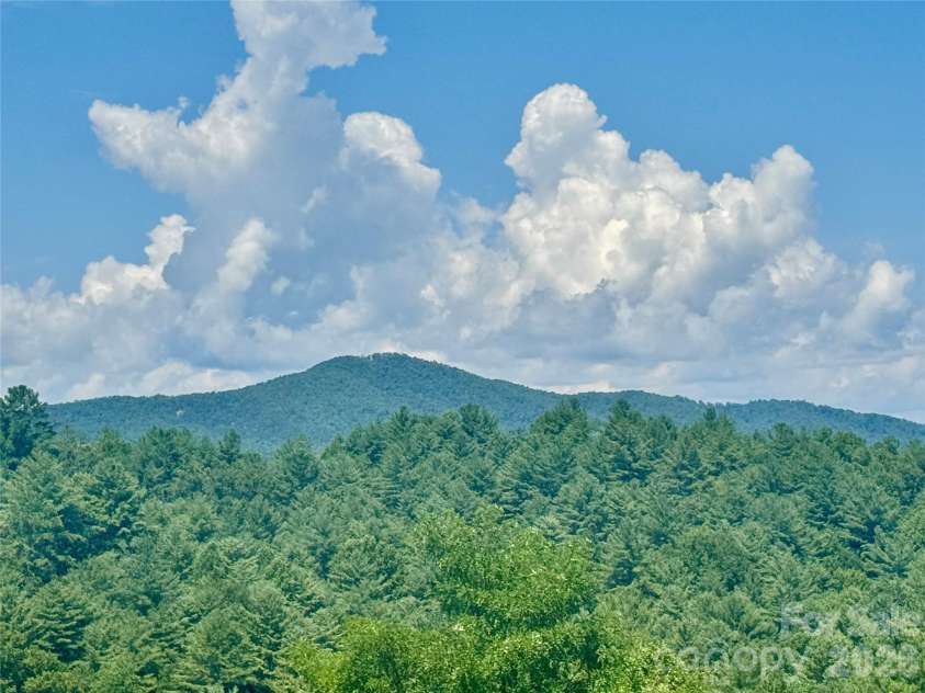5504 Cedar Cove Way, Lenoir, NC 28645.  MLS# CAR4413803, YatesRealty ID 43632. 