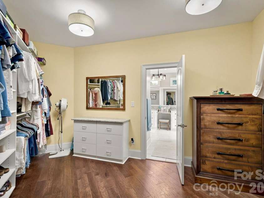 5504 Cedar Cove Way, Lenoir, NC 28645.  MLS# CAR4413803, YatesRealty ID 43632. 