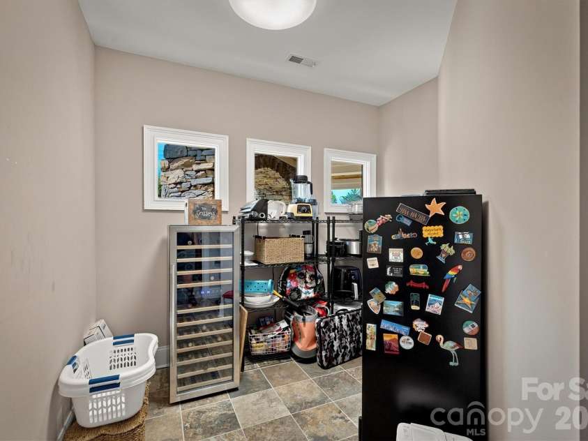 5504 Cedar Cove Way, Lenoir, NC 28645.  MLS# CAR4413803, YatesRealty ID 43632. 