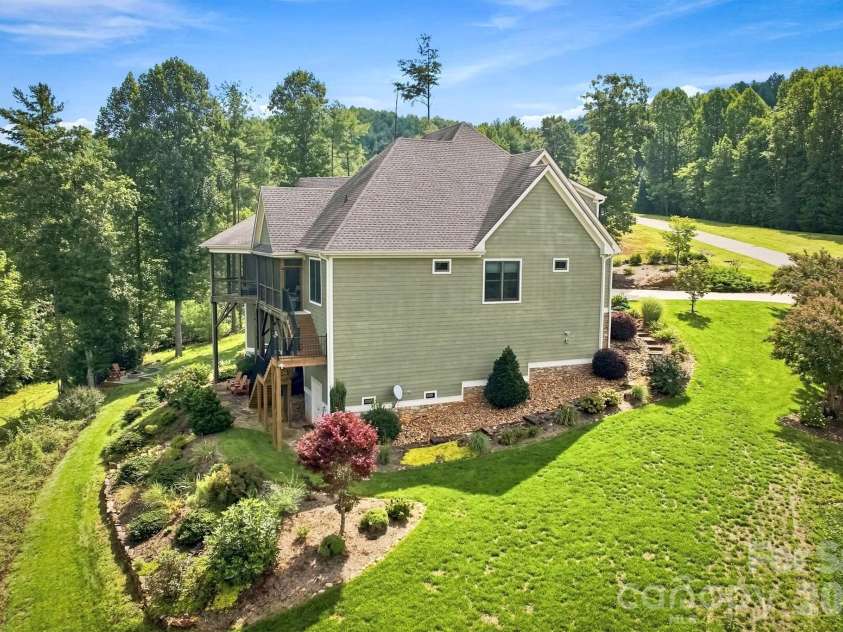 5504 Cedar Cove Way, Lenoir, NC 28645.  MLS# CAR4413803, YatesRealty ID 43632. 