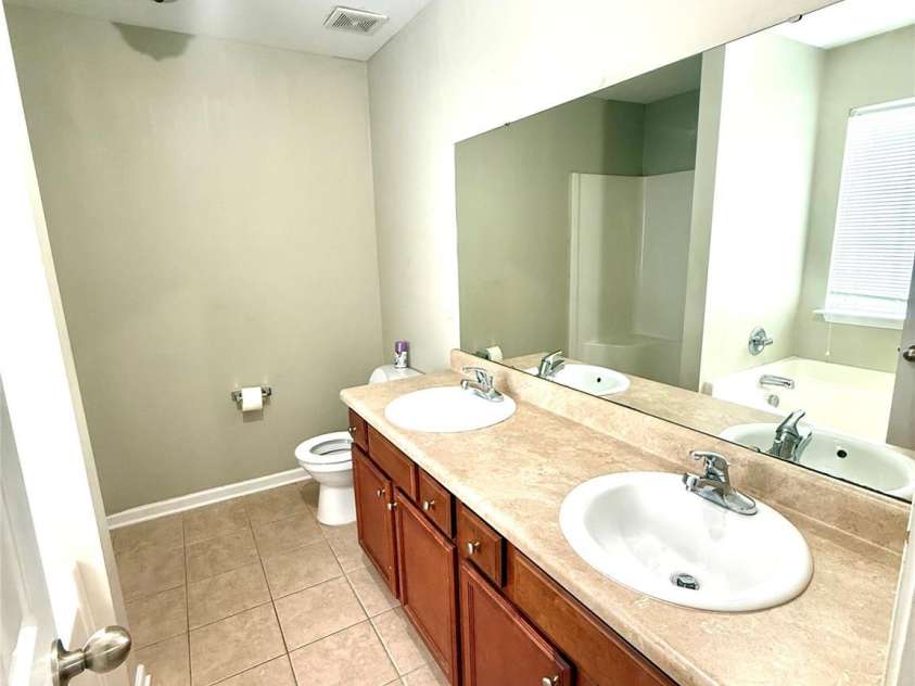 1117 Piney Woods Road, Columbia, SC 29210.  MLS# CAR4413813, YatesRealty ID 43633. Primary bathroom
