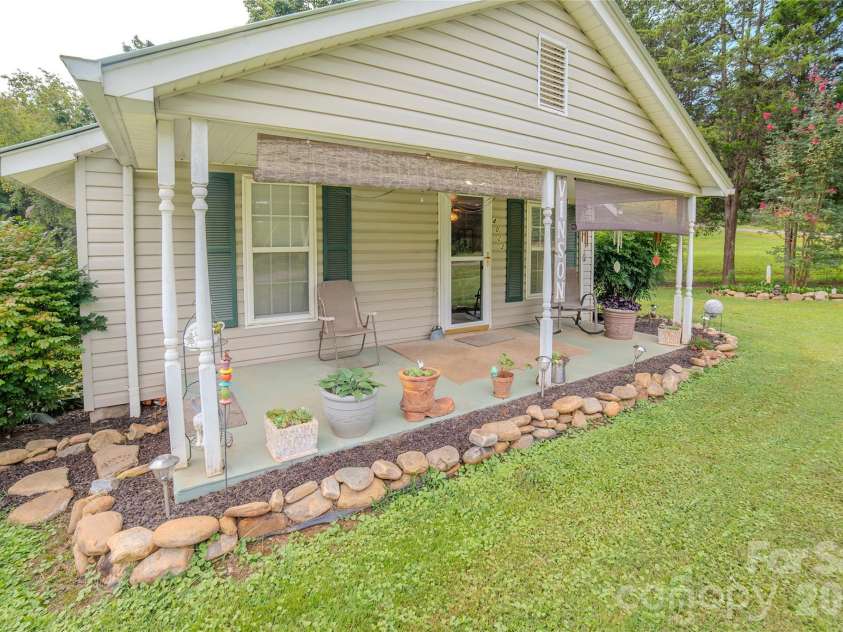 4023 Junior Henry Street, Morganton, NC 28655.  MLS# CAR4412990, YatesRealty ID 43635. 