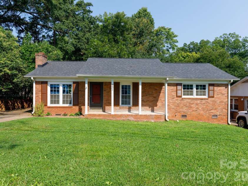 731 Level Street, Rock Hill, SC 29730.  MLS# CAR4413325, YatesRealty ID 43636. 