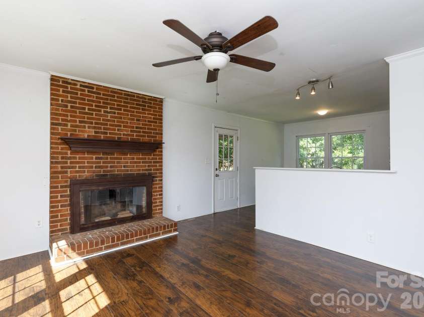 731 Level Street, Rock Hill, SC 29730.  MLS# CAR4413325, YatesRealty ID 43636. 