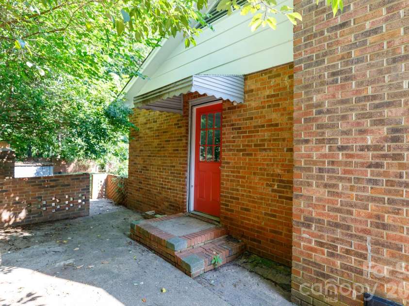 731 Level Street, Rock Hill, SC 29730.  MLS# CAR4413325, YatesRealty ID 43636. 