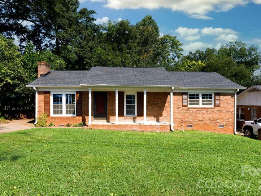 731 Level Street, Rock Hill, SC 29730.  MLS# CAR4413325, YatesRealty ID 43636. 