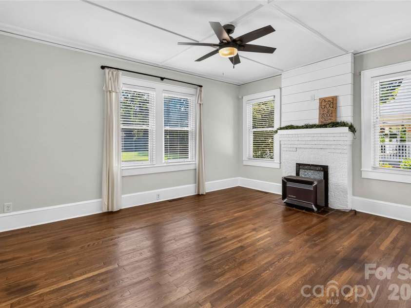 112 Pressley Street, Clover, SC 29710.  MLS# CAR4413522, YatesRealty ID 43637. 