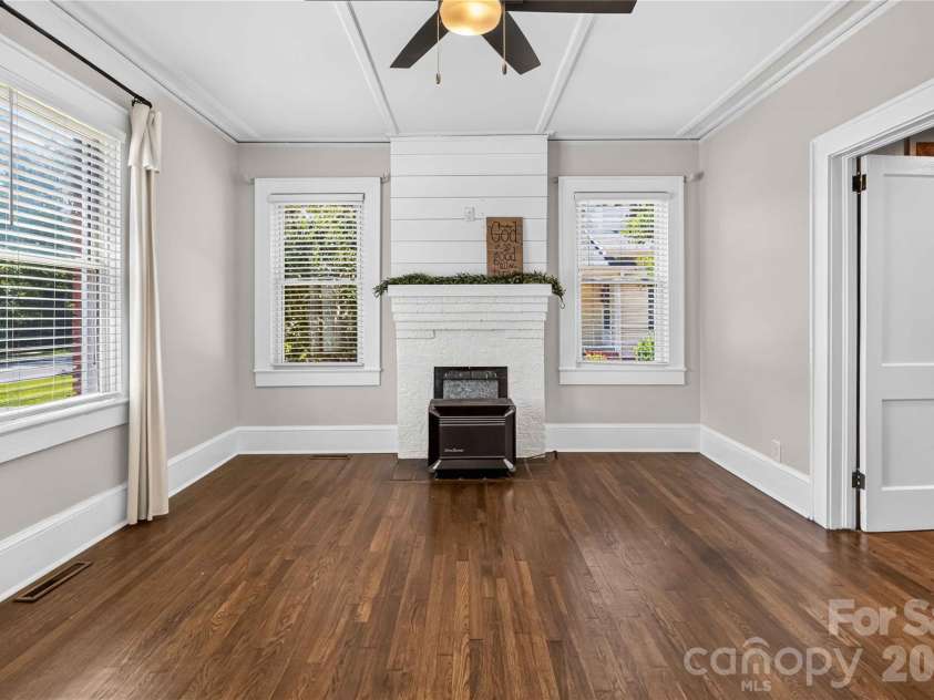112 Pressley Street, Clover, SC 29710.  MLS# CAR4413522, YatesRealty ID 43637. 