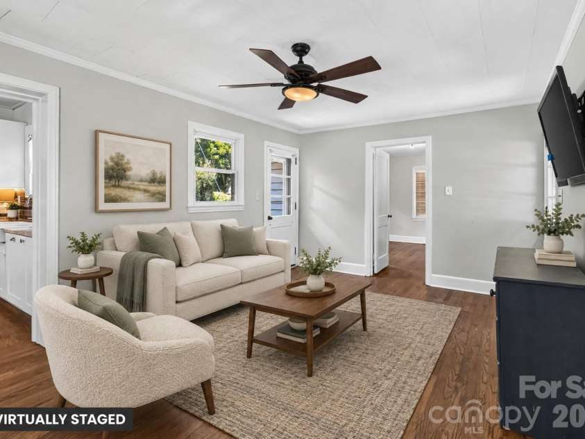 112 Pressley Street, Clover, SC 29710.  MLS# CAR4413522, YatesRealty ID 43637. 