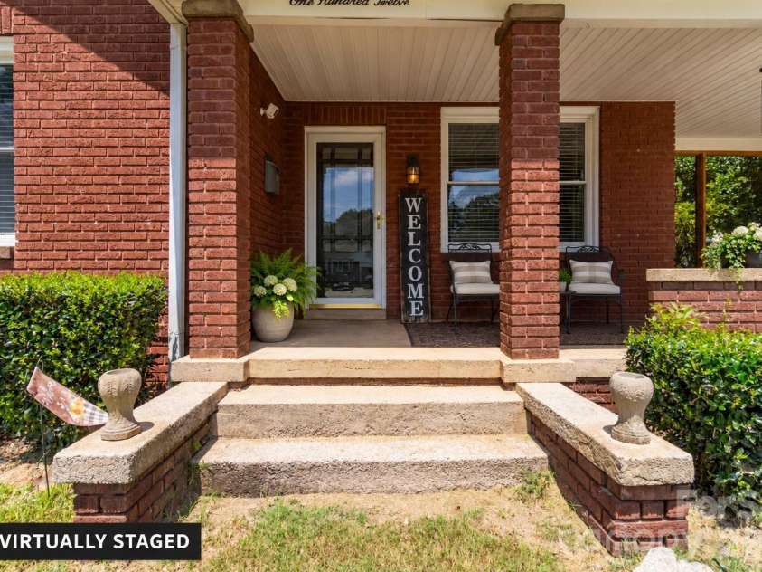 112 Pressley Street, Clover, SC 29710.  MLS# CAR4413522, YatesRealty ID 43637. 