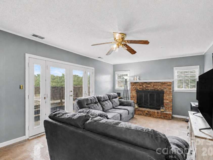 834 Applegate Court, Gastonia, NC 28054.  MLS# CAR4412857, YatesRealty ID 43638. 