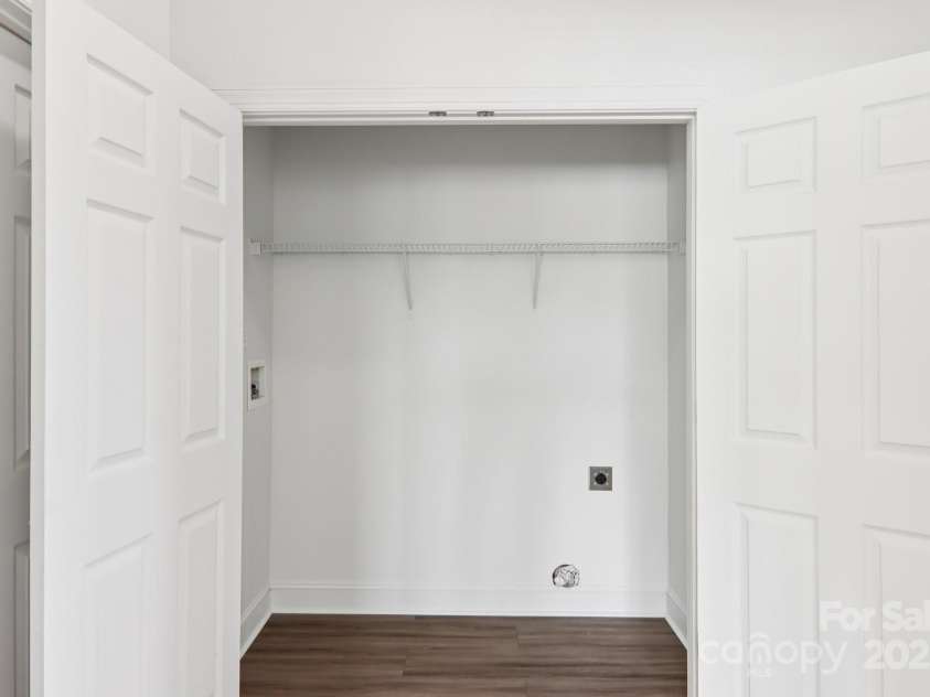 475 Church Street, Hendersonville, NC 28792.  MLS# CAR4305951, YatesRealty ID 4364. Laundry