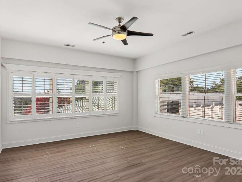 475 Church Street, Hendersonville, NC 28792.  MLS# CAR4305951, YatesRealty ID 4364. Second Bedroom