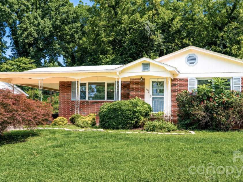 116 Clark Street, Morganton, NC 28655.  MLS# CAR4412745, YatesRealty ID 43640. 