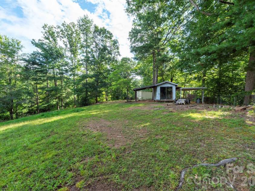 76 Maple Springs Road, Asheville, NC 28805.  MLS# CAR4413392, YatesRealty ID 43641. 