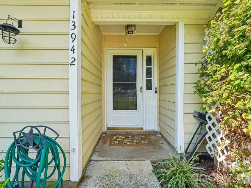 13942 Dannemara Drive, Pineville, NC 28134.  MLS# CAR4413129, YatesRealty ID 43643. 
