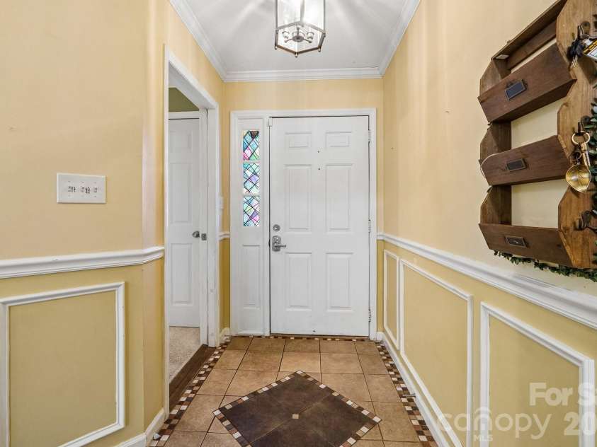 13942 Dannemara Drive, Pineville, NC 28134.  MLS# CAR4413129, YatesRealty ID 43643. 