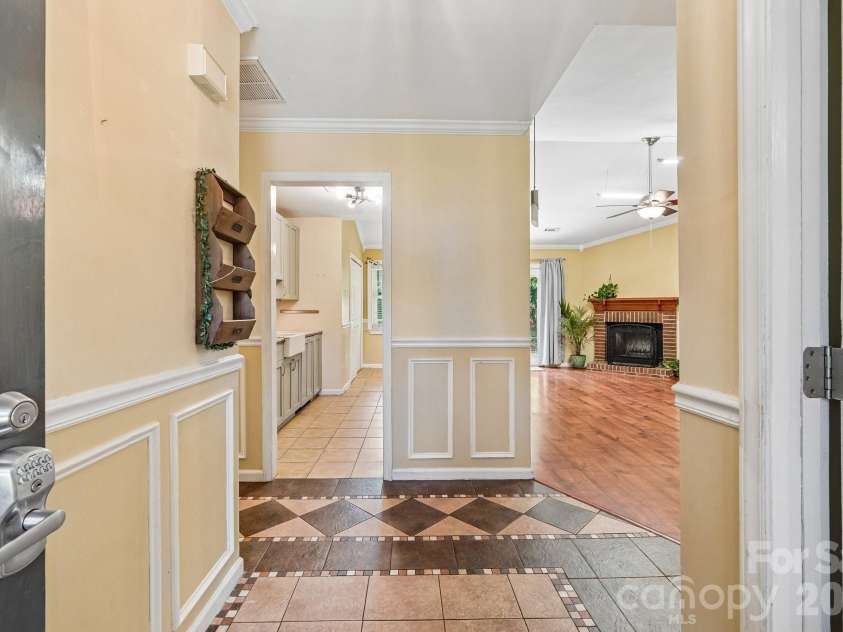 13942 Dannemara Drive, Pineville, NC 28134.  MLS# CAR4413129, YatesRealty ID 43643. 