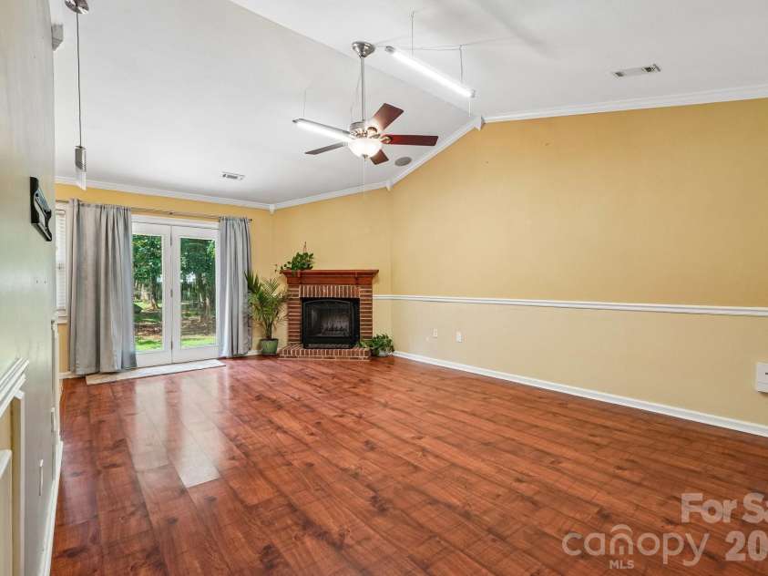 13942 Dannemara Drive, Pineville, NC 28134.  MLS# CAR4413129, YatesRealty ID 43643. 