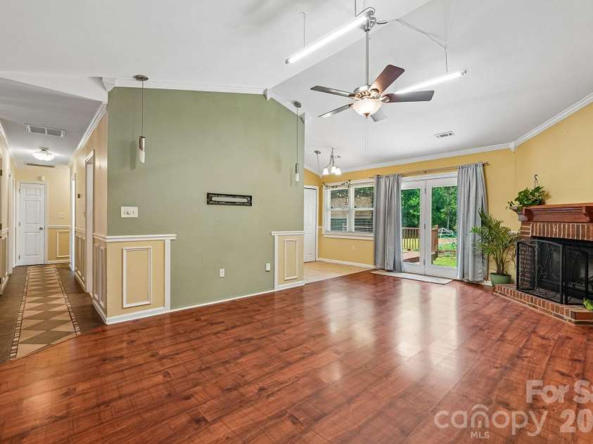 13942 Dannemara Drive, Pineville, NC 28134.  MLS# CAR4413129, YatesRealty ID 43643. 