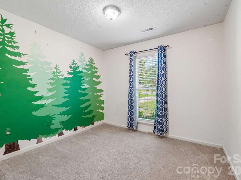 13942 Dannemara Drive, Pineville, NC 28134.  MLS# CAR4413129, YatesRealty ID 43643. 