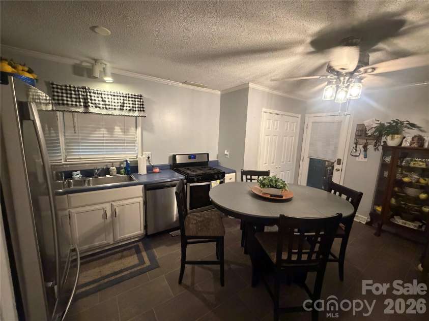 1104 Hillcrest Drive, Cherryville, NC 28021.  MLS# CAR4412505, YatesRealty ID 43647. Kitchen