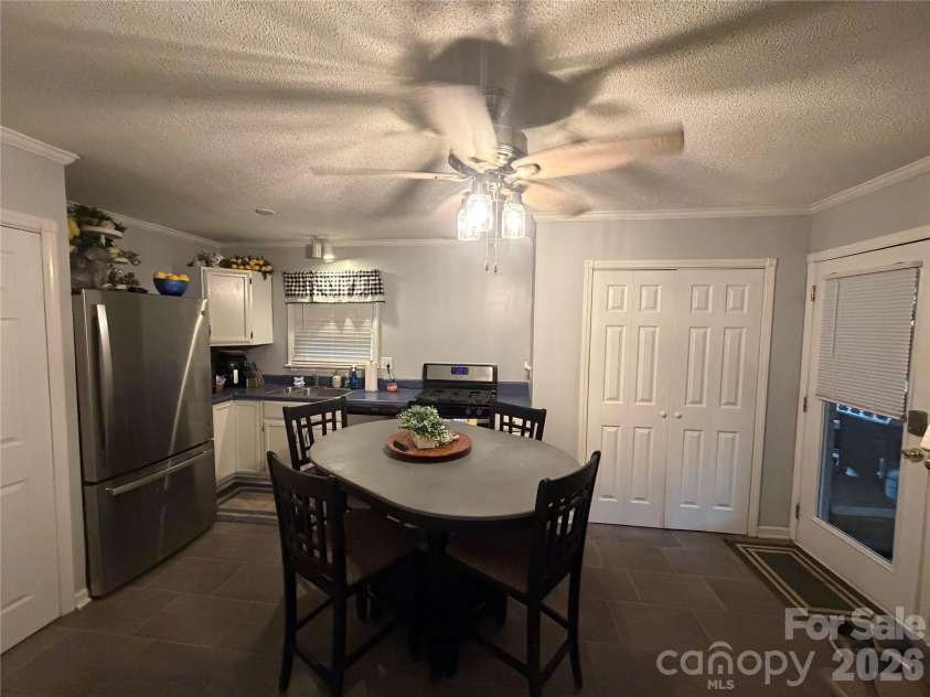1104 Hillcrest Drive, Cherryville, NC 28021.  MLS# CAR4412505, YatesRealty ID 43647. Kitchen