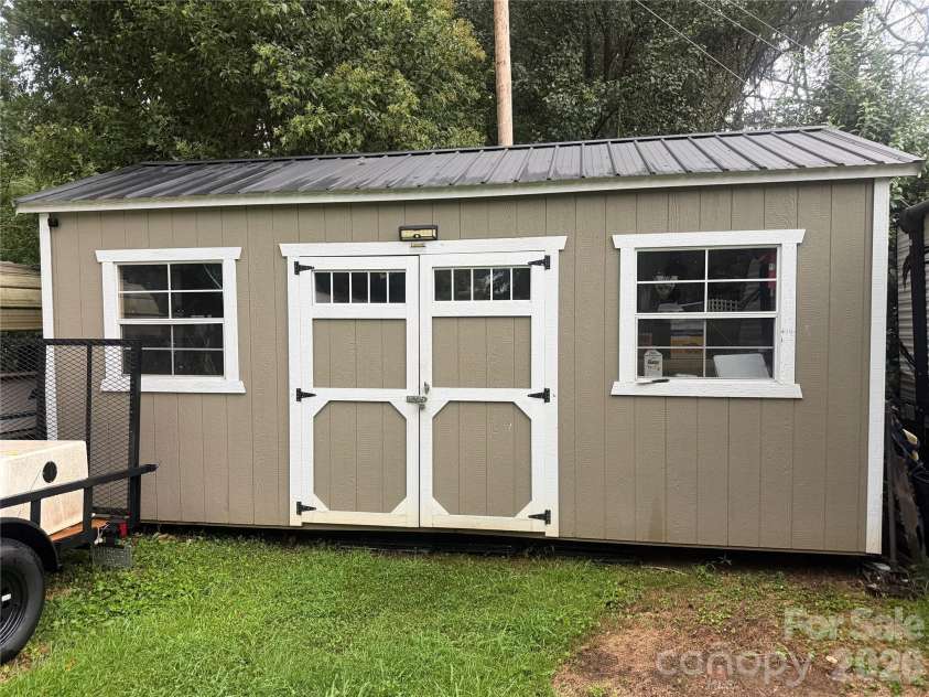 1104 Hillcrest Drive, Cherryville, NC 28021.  MLS# CAR4412505, YatesRealty ID 43647. Outbuilding