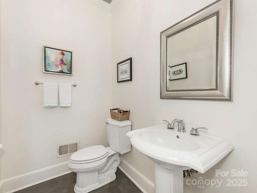 2219 Richardson Drive, Charlotte, NC 28211.  MLS# CAR4242628, YatesRealty ID 4365. 