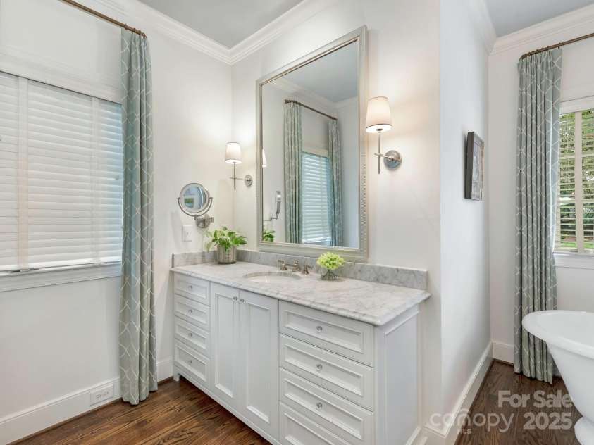 2219 Richardson Drive, Charlotte, NC 28211.  MLS# CAR4242628, YatesRealty ID 4365. 