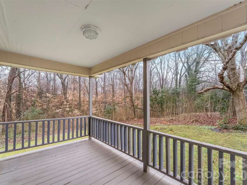 500 3rd Street, Stanley, NC 28164.  MLS# CAR4388278, YatesRealty ID 4365. 
