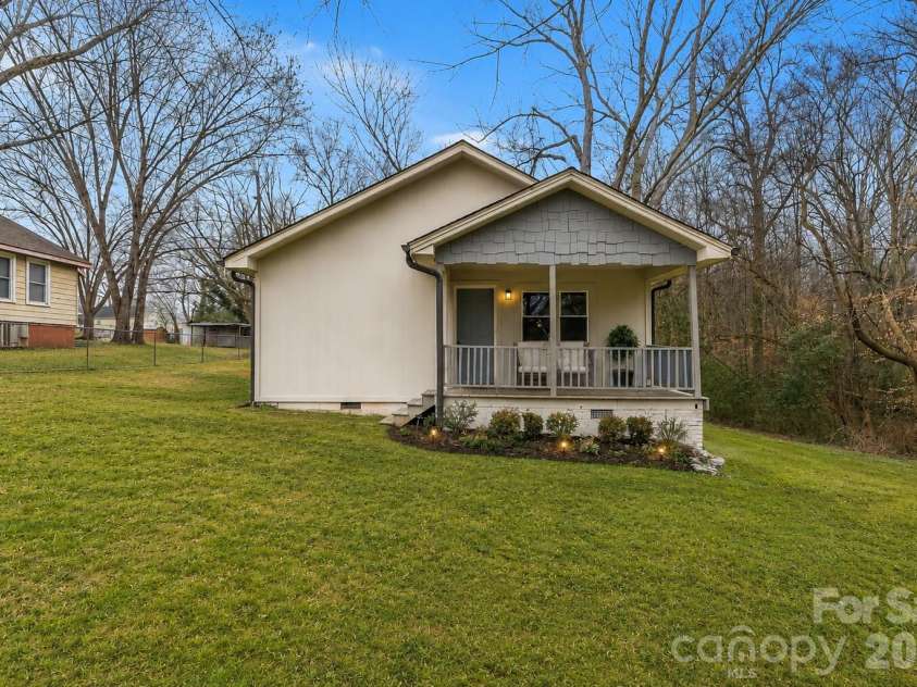 500 3rd Street, Stanley, NC 28164.  MLS# CAR4388278, YatesRealty ID 4365. Photo has been virtually staged