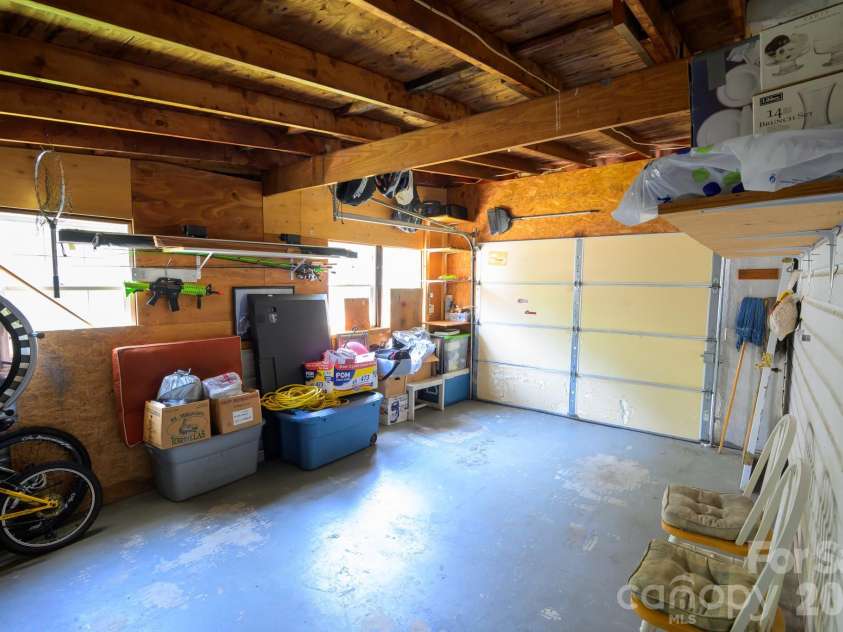 580 Baldwin Avenue, Marion, NC 28752.  MLS# CAR4413490, YatesRealty ID 43651. 