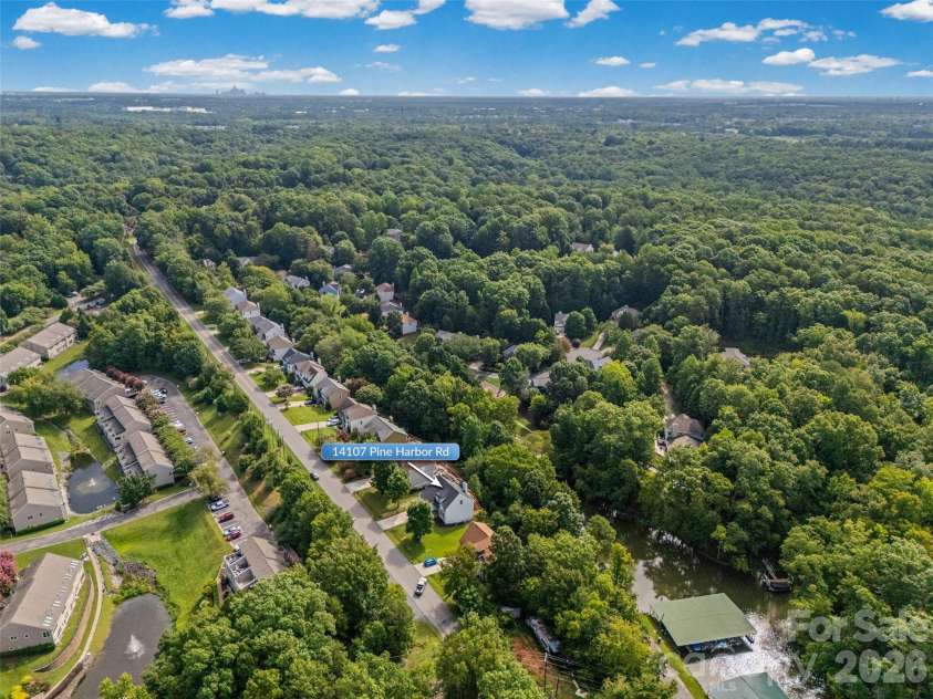 14107 Pine Harbor Road, Charlotte, NC 28278.  MLS# CAR4413773, YatesRealty ID 43652. 