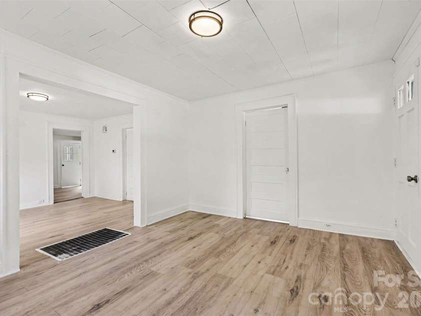 1306 Forrest Street, High Point, NC 27262.  MLS# CAR4413863, YatesRealty ID 43653. 