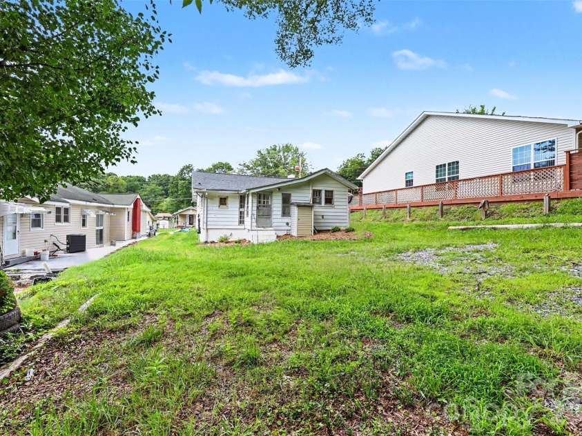 1306 Forrest Street, High Point, NC 27262.  MLS# CAR4413863, YatesRealty ID 43653. 
