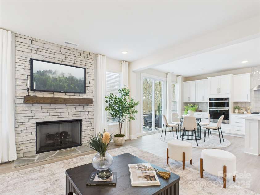 1704 Coral Bark Lane, Charlotte, NC 28216.  MLS# CAR4308843, YatesRealty ID 43653. 