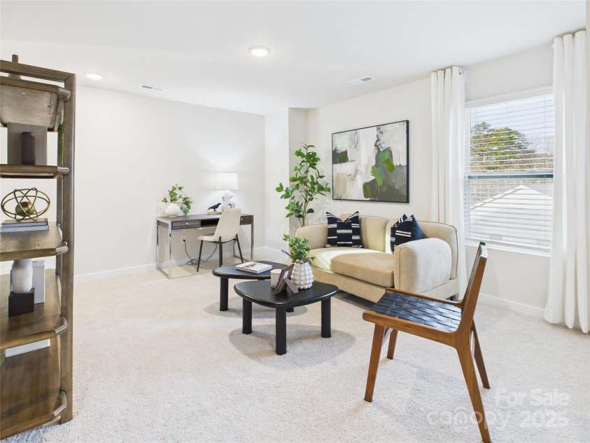 1704 Coral Bark Lane, Charlotte, NC 28216.  MLS# CAR4308843, YatesRealty ID 43653. 