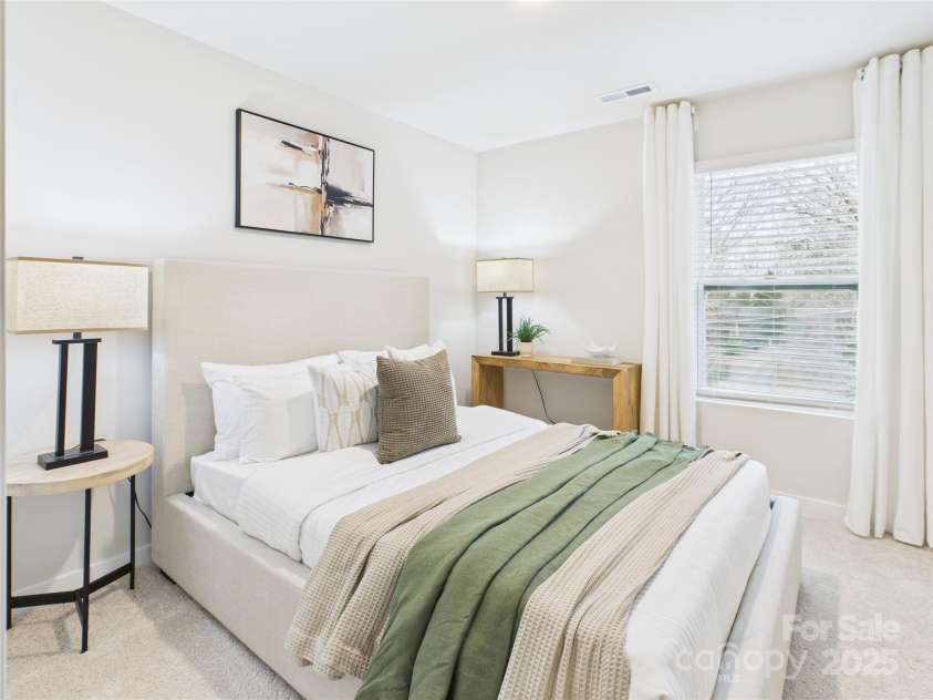 1704 Coral Bark Lane, Charlotte, NC 28216.  MLS# CAR4308843, YatesRealty ID 43653. 