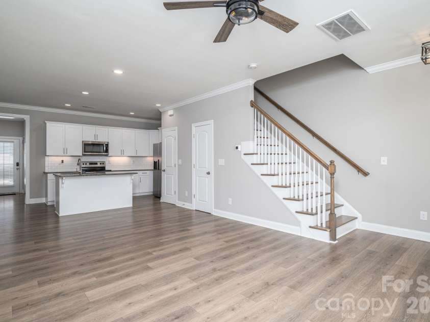 104 Pine Street, Lincolnton, NC 28092.  MLS# CAR4413515, YatesRealty ID 43654. Great Room