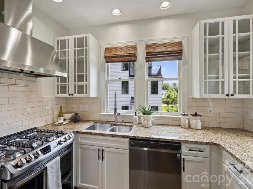 1611 Tippah Park Court, Charlotte, NC 28205.  MLS# CAR4413519, YatesRealty ID 43659. 