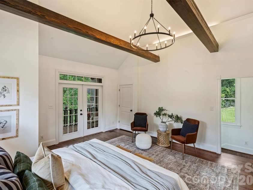 1611 Tippah Park Court, Charlotte, NC 28205.  MLS# CAR4413519, YatesRealty ID 43659. 