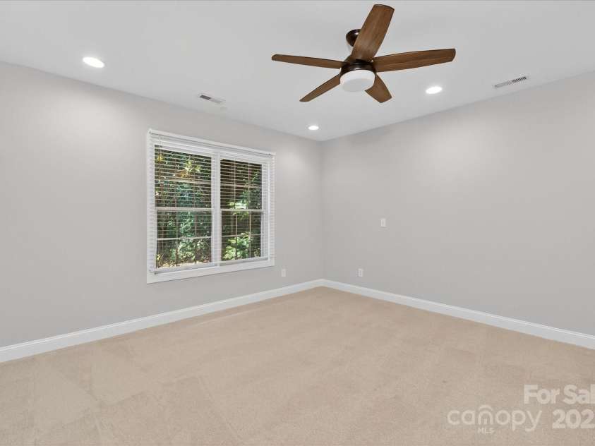3009 Groves Edge Lane, Waxhaw, NC 28173.  MLS# CAR4294159, YatesRealty ID 4366. 