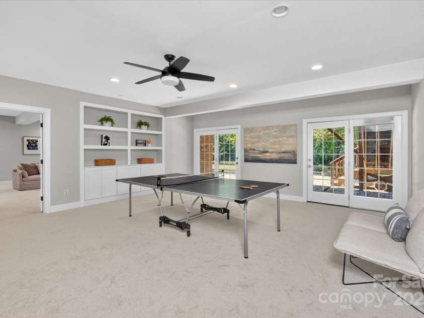 3009 Groves Edge Lane, Waxhaw, NC 28173.  MLS# CAR4294159, YatesRealty ID 4366. 