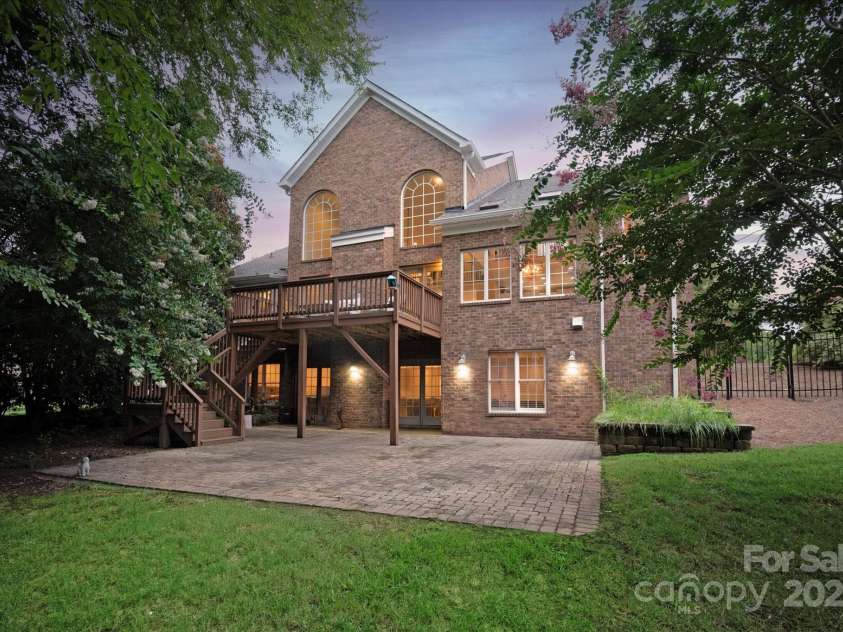 3009 Groves Edge Lane, Waxhaw, NC 28173.  MLS# CAR4294159, YatesRealty ID 4366. 