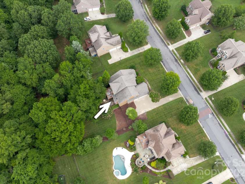3009 Groves Edge Lane, Waxhaw, NC 28173.  MLS# CAR4294159, YatesRealty ID 4366. 