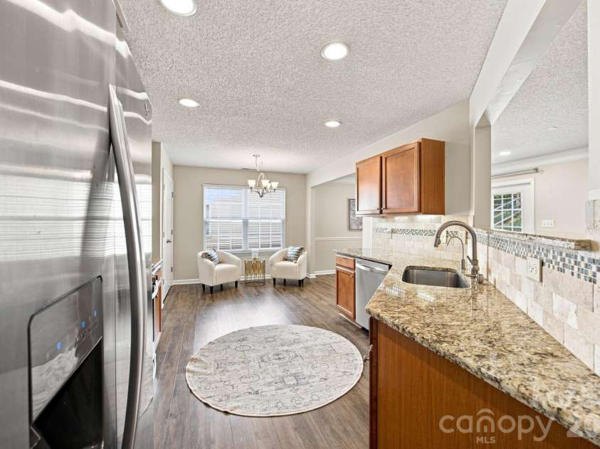 10404 Haddington Drive, Charlotte, NC 28269.  MLS# CAR4412907, YatesRealty ID 43660. 