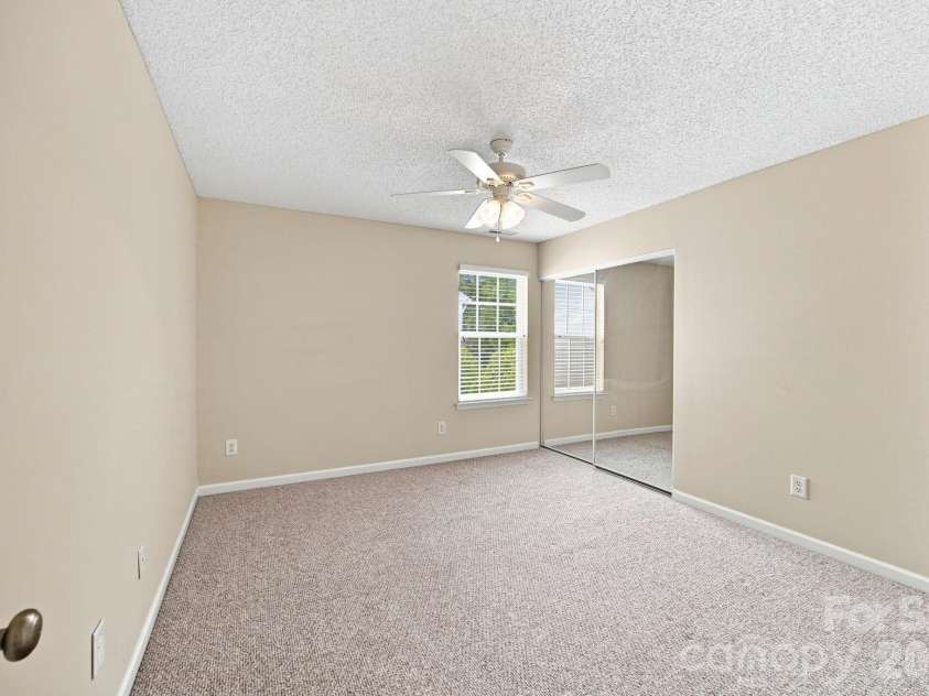 10404 Haddington Drive, Charlotte, NC 28269.  MLS# CAR4412907, YatesRealty ID 43660. 