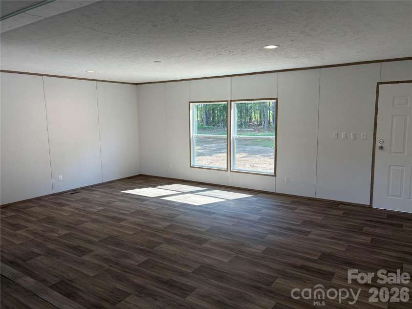 816 Hough Street, Mount Croghan, SC 29727.  MLS# CAR4411530, YatesRealty ID 43663. 